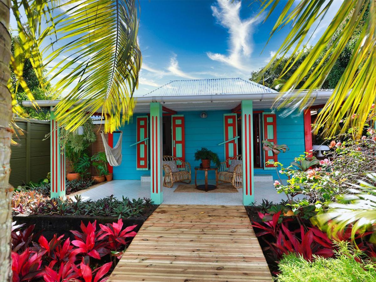 L'Incroyable Maison De Mamie Mechant Saint-Philippe Exterior photo