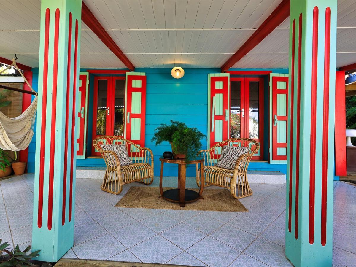 L'Incroyable Maison De Mamie Mechant Saint-Philippe Exterior photo